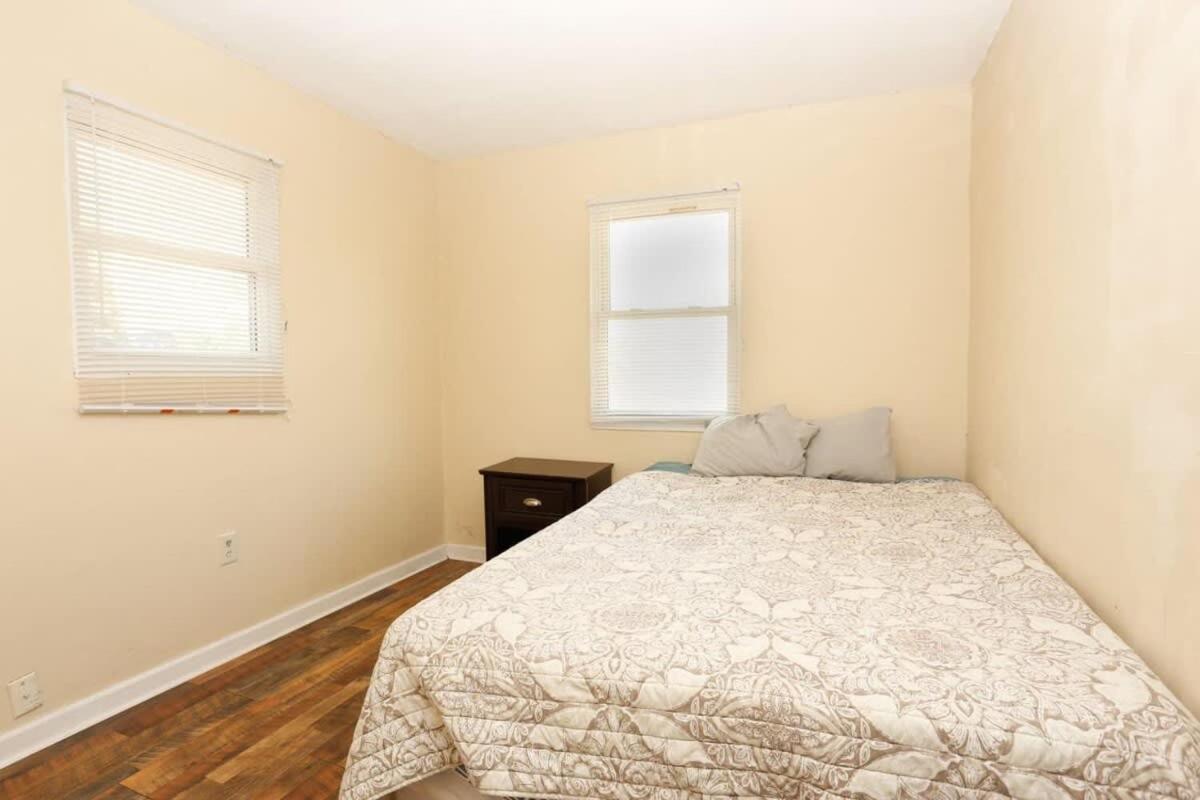 Cozy Retreat For Your Upcoming Trip Knoxville Bagian luar foto